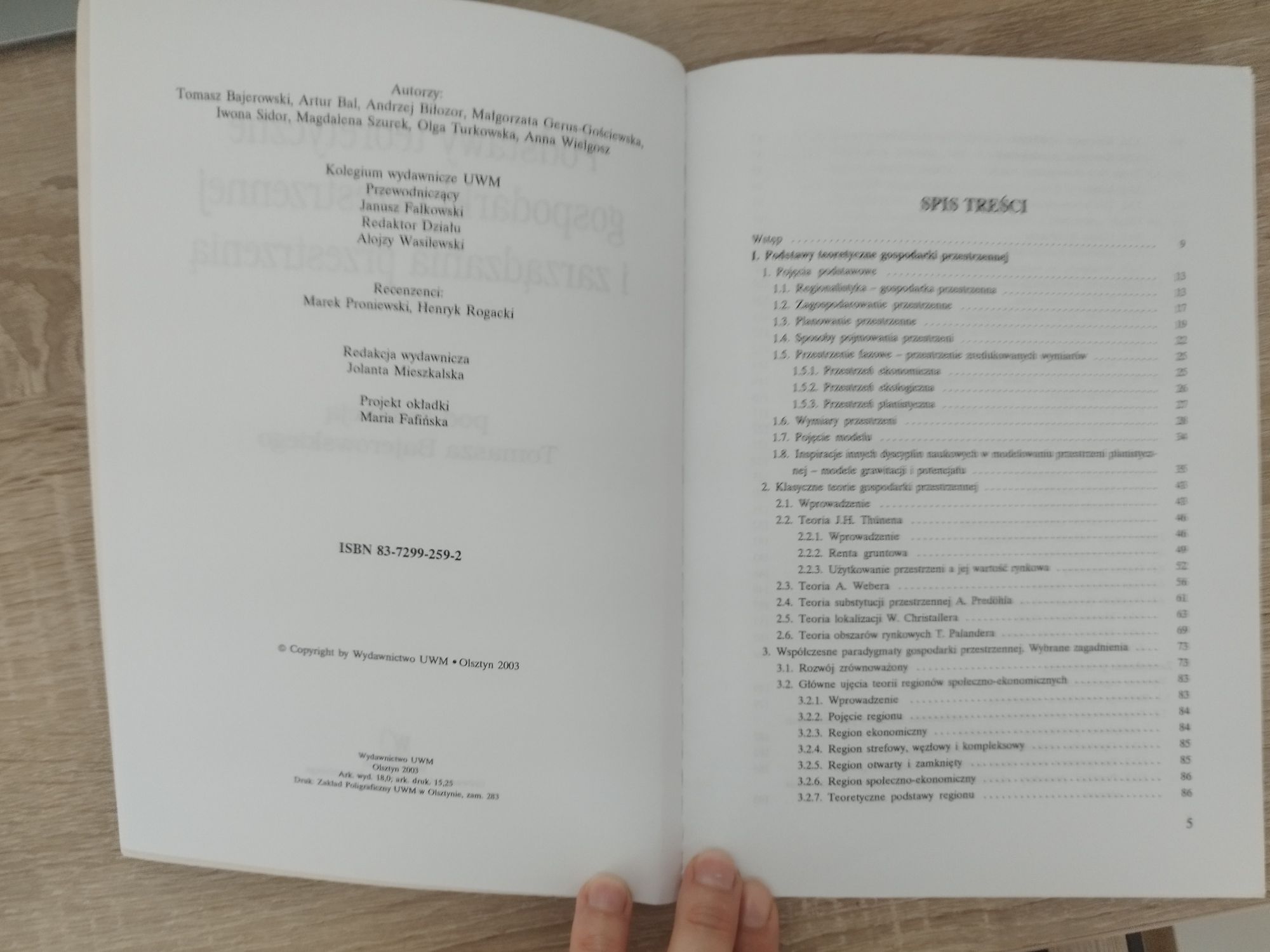 Książka Podstawy teoretyczne gospodarki przestrzennej i zarządzania