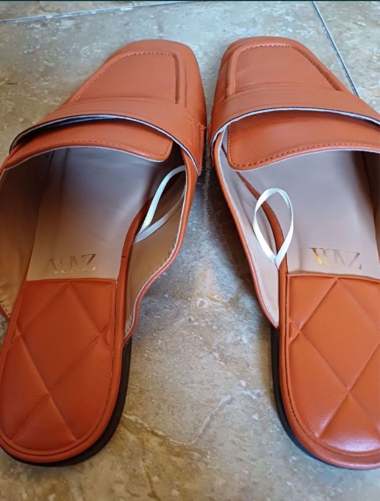 Мюлі від Zara оранжеві