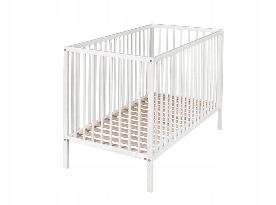 Łóżeczko dziecięce z materacykiem