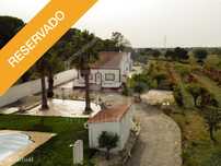 Moradia T2 c/ piscina, garagem, anexos - Cartaxo