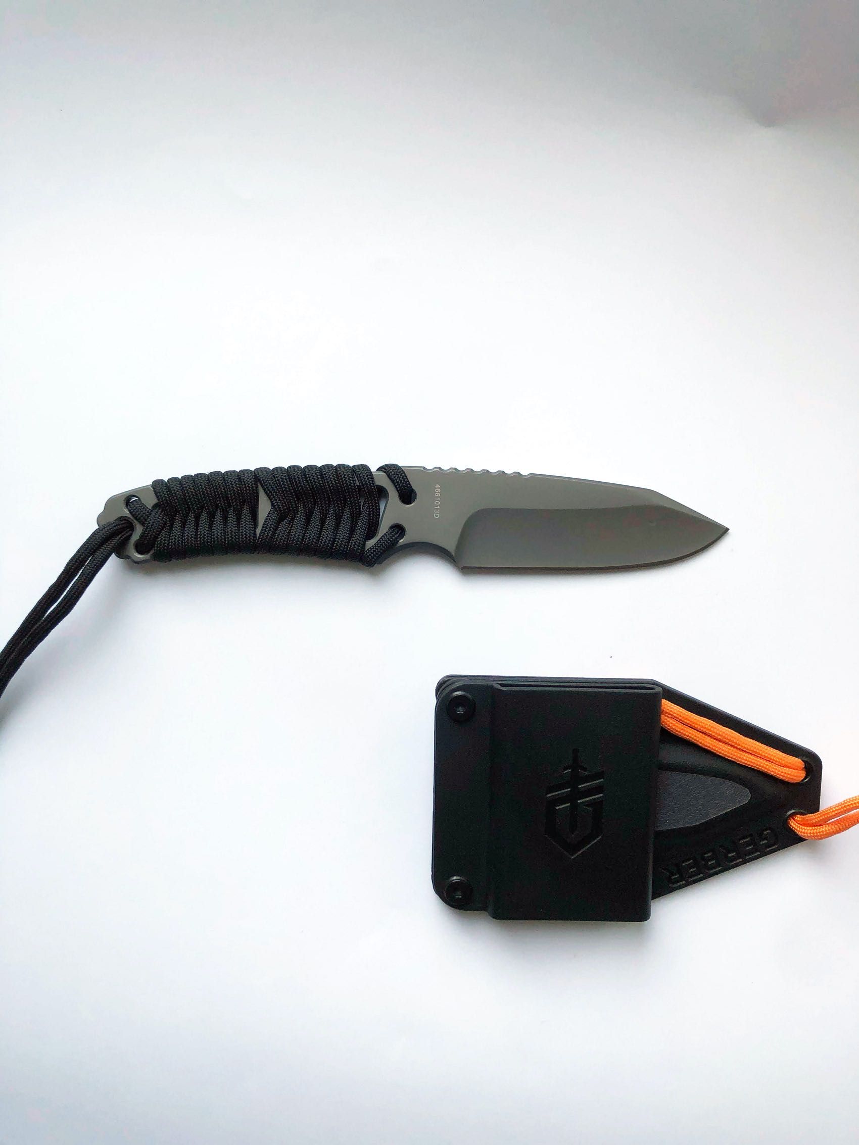 Ніж Gerber Bear Grylls Survival Paracord Knife