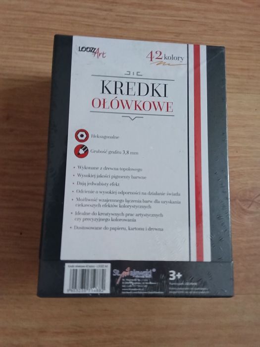 Nowy zestaw kredek ołówkowy firmy Loozz 42 kolory