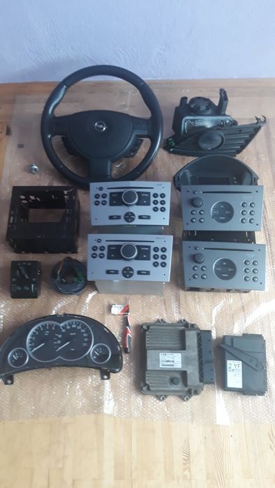 Opel combo C corsa kierownica radio cd30 kieszeń cdr2005 alufelgi5x110