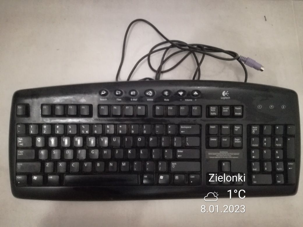 Klawiatura przewodowa LOGITECH