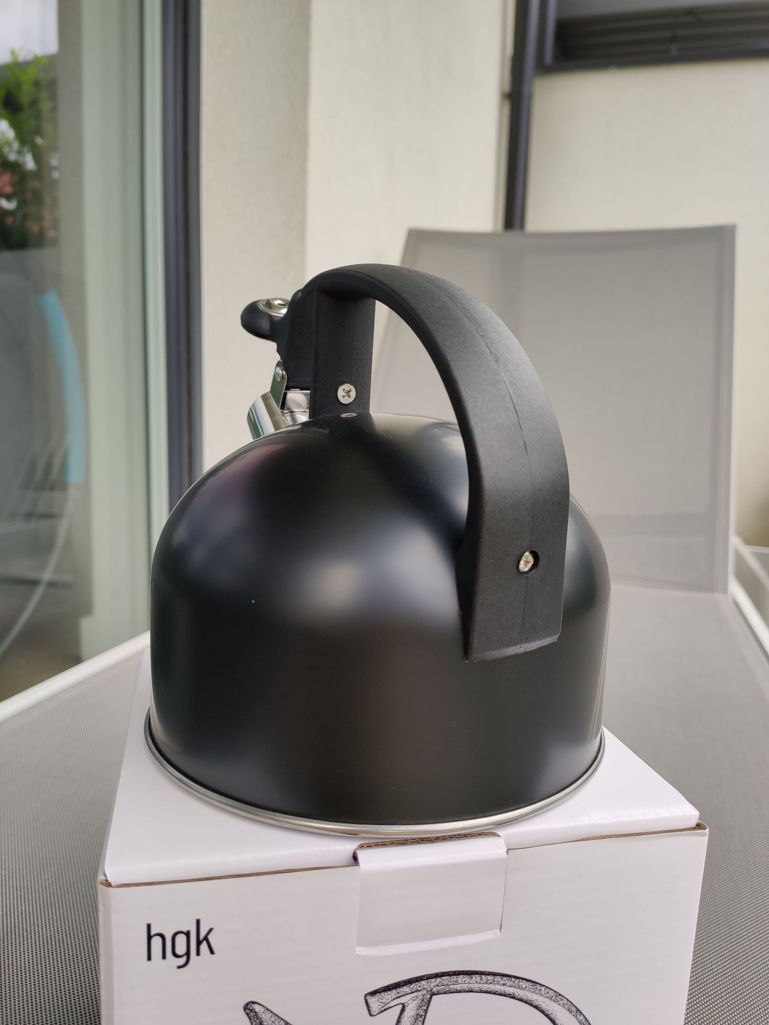 Nowe czajnik z gwizdkiem,1.5L, czarny