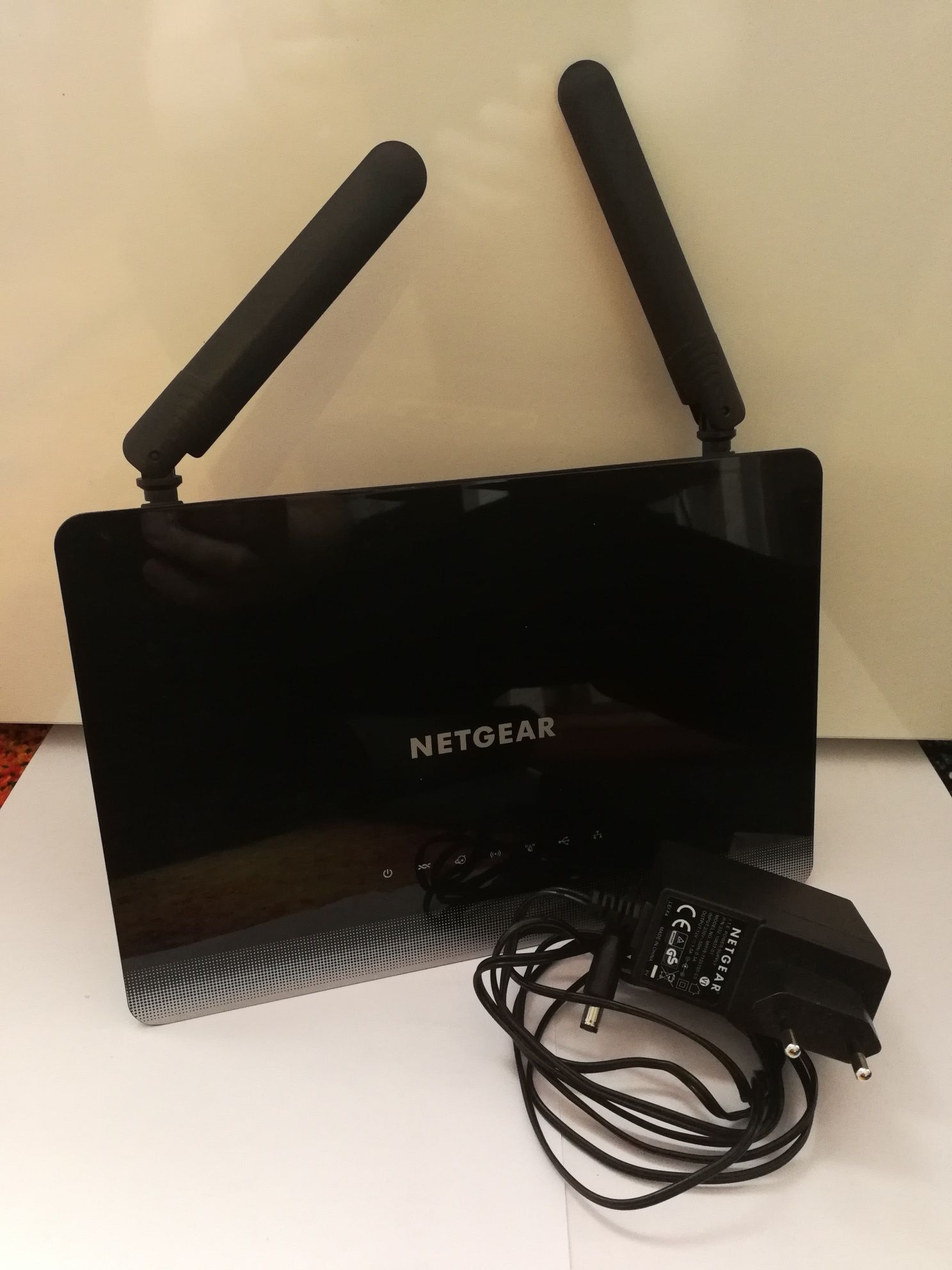 Router Netgear D3600