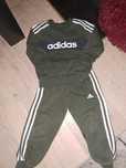 Dres chłopięcy Adidas rozmiar 110