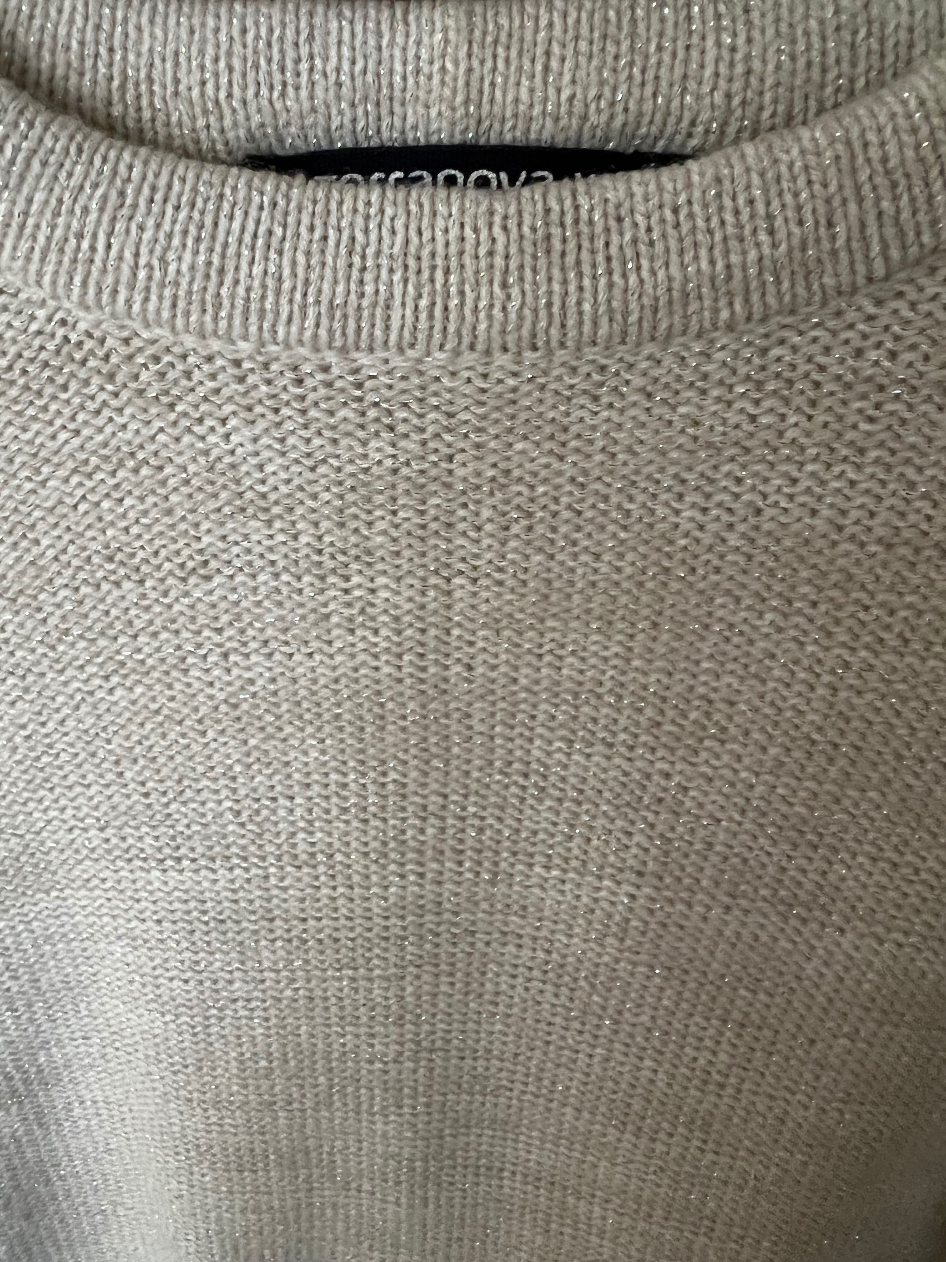 Sweter biały ze srebrną nicią Xs