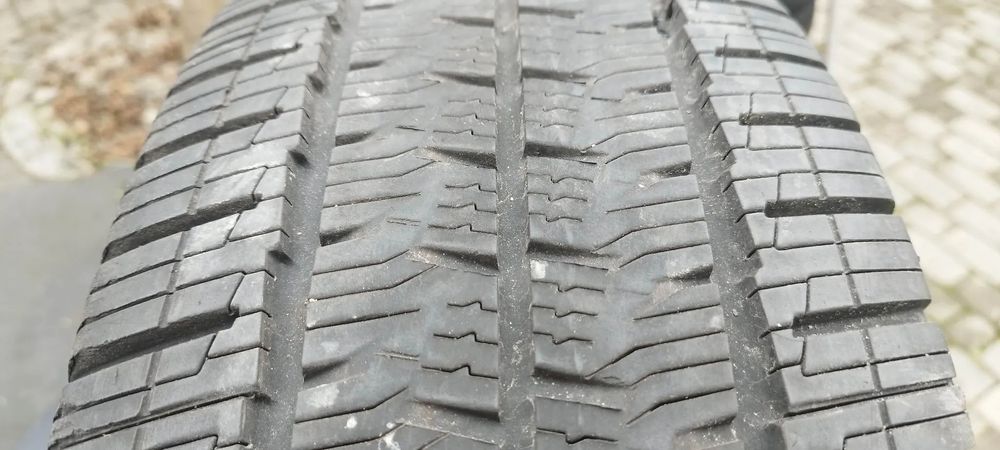 235/65/16 c continental vancontact4season