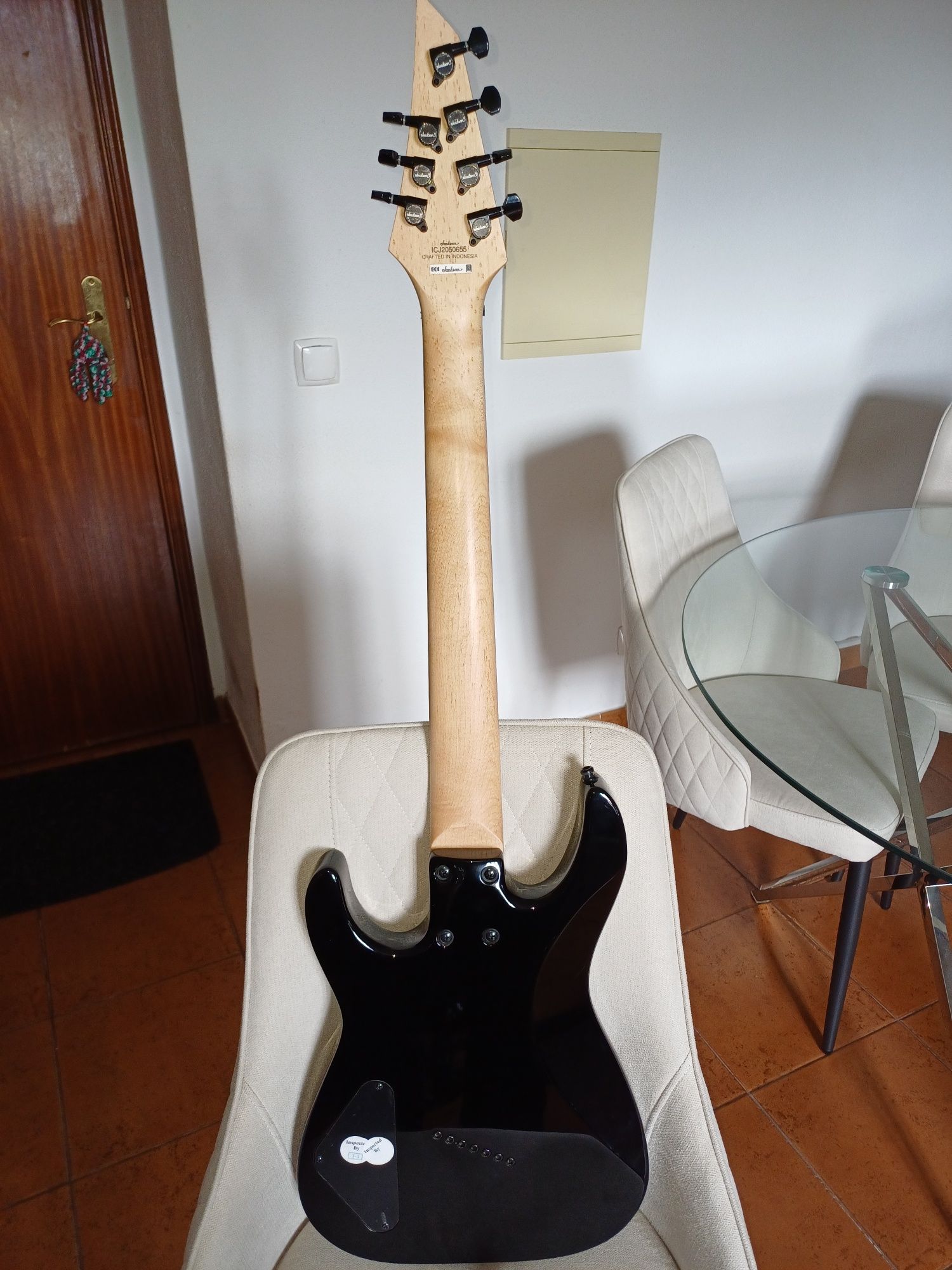 Jackson X Series Dinky Arch Top DKAF7 MS, Multi-Scale, Gloss Black