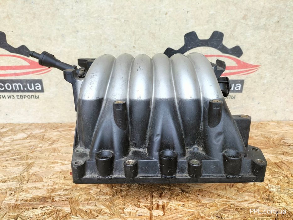 Audi A6 C5 1997-2004 2.4 A4 B5 Passat B5 Впускной коллектор 078133223S
