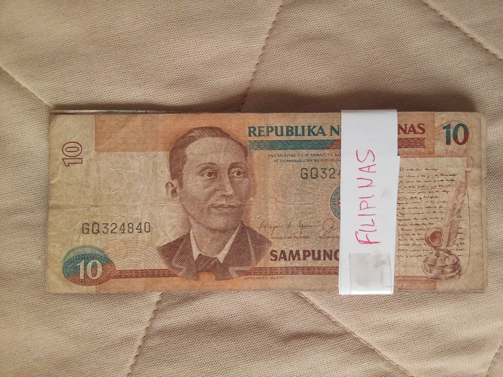 Notas antigas de vários países