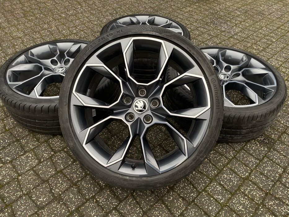 19" Skoda oryginal VRS  5x112 7,5j et51 Octavia Extreme Superb /Golf