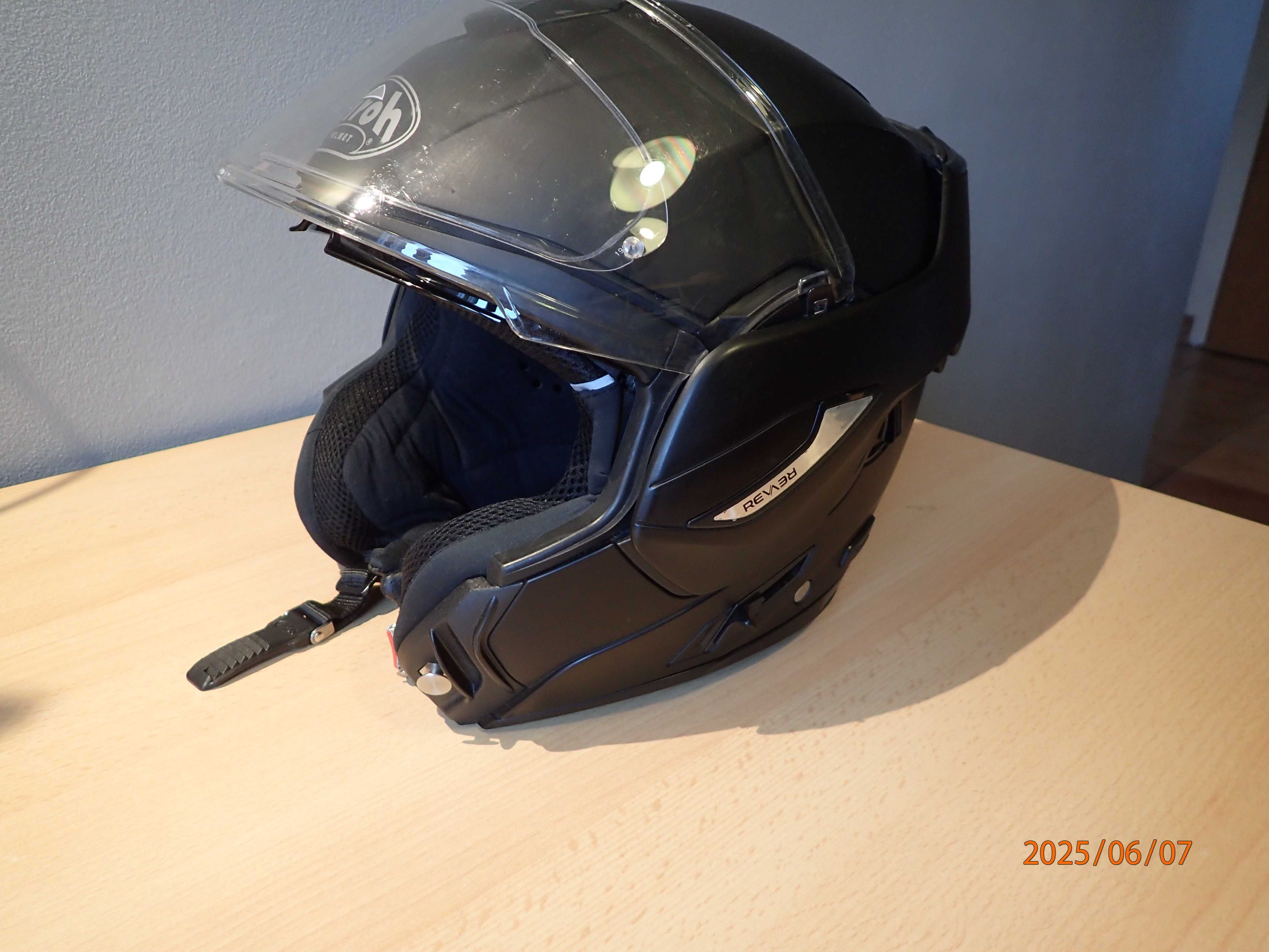 kask motocyklowy airoh