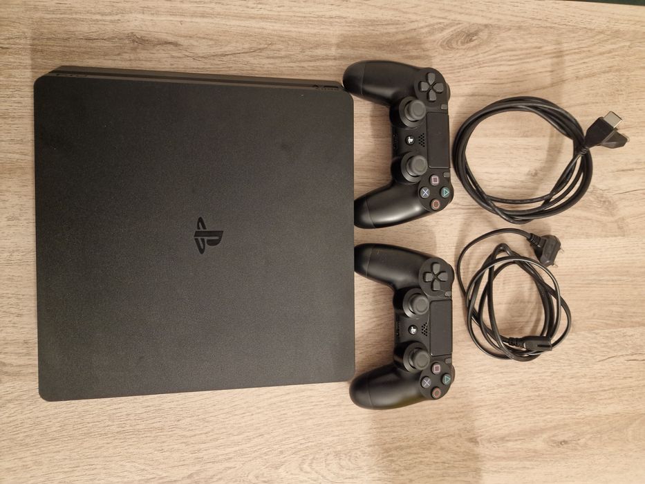 PlayStation 4 (PS4) 1TB  | 2 Comandos Originais | 2