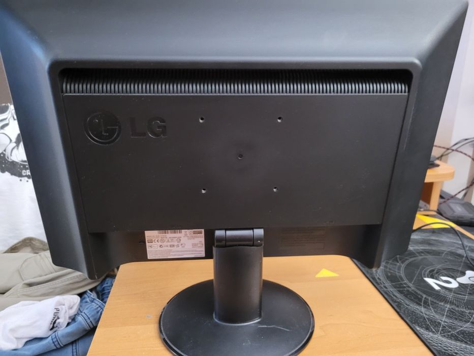 Monitor LG W1934S