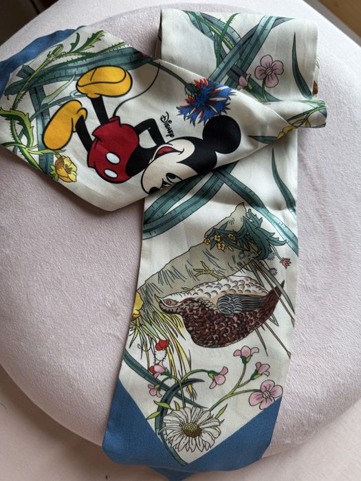 Lenço gucci by disney