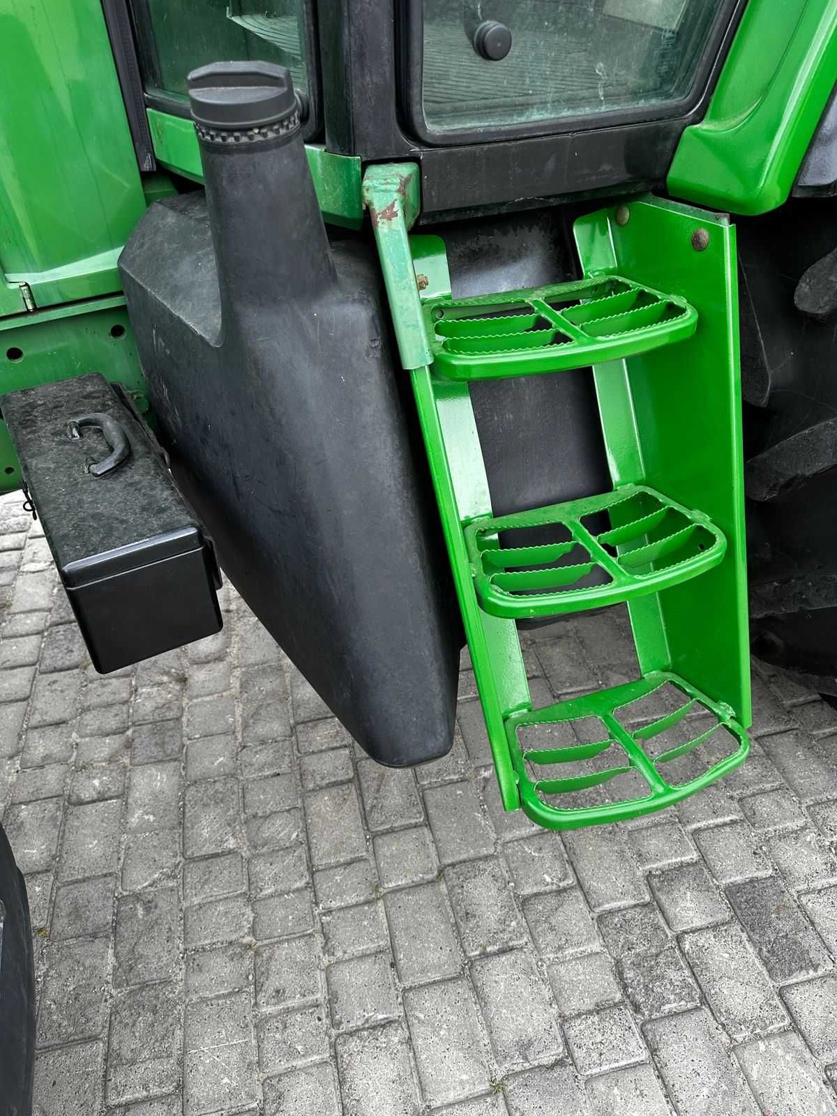 Трактор John Deere 6600-1995 рік