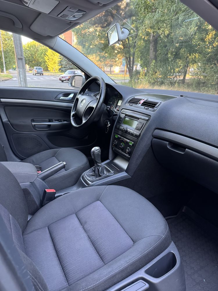 Skoda Octavia A5 restayling 2010р 2,0tdi мкпп 6 Stage1 турбо-дизель