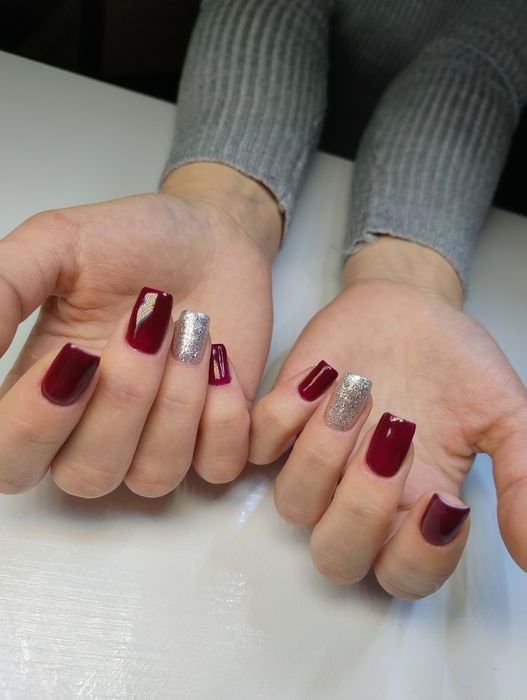 Манікюр 350 грн. м.Дарниця.