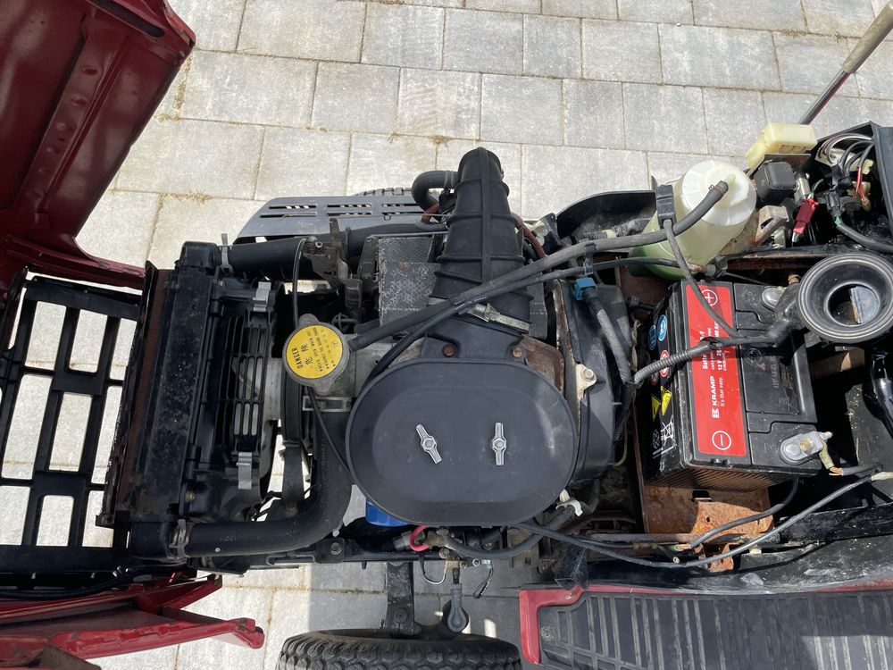 Honda HT 3813 , 2 Cyl. Chłodzony cieczą