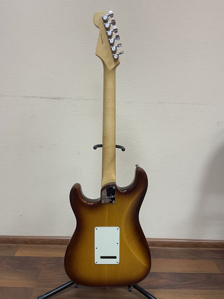 Fender Stratocaster American Elite Sienna Sunburst Ash (1800$)