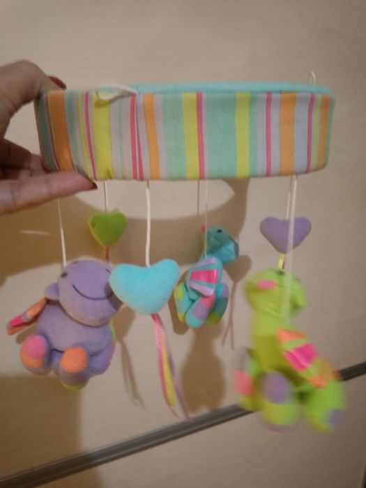 Іграшка у дитяче ліжко,у візочок