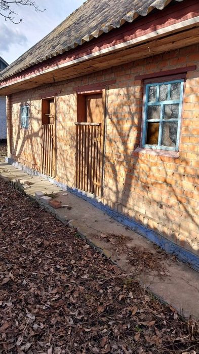 Продаю будинок у селі Глинськ