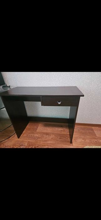 Стіл офісний і кутова полиця "венге"