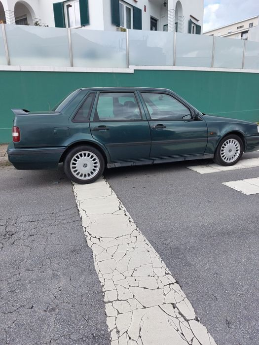 Vendo Volvo  460