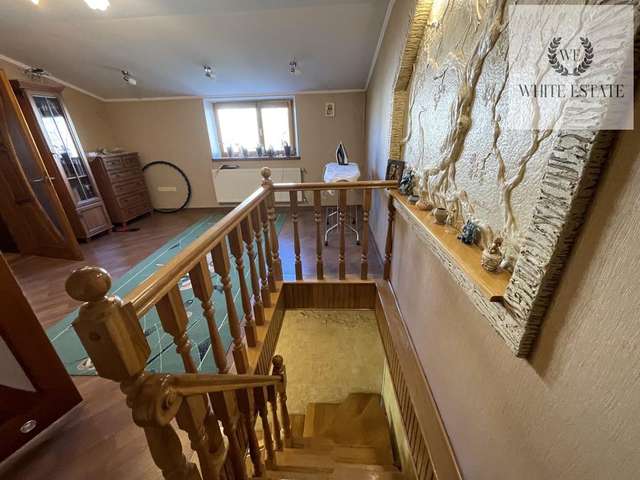 Продаж 4 кім. квартири по вул. Золотогірська