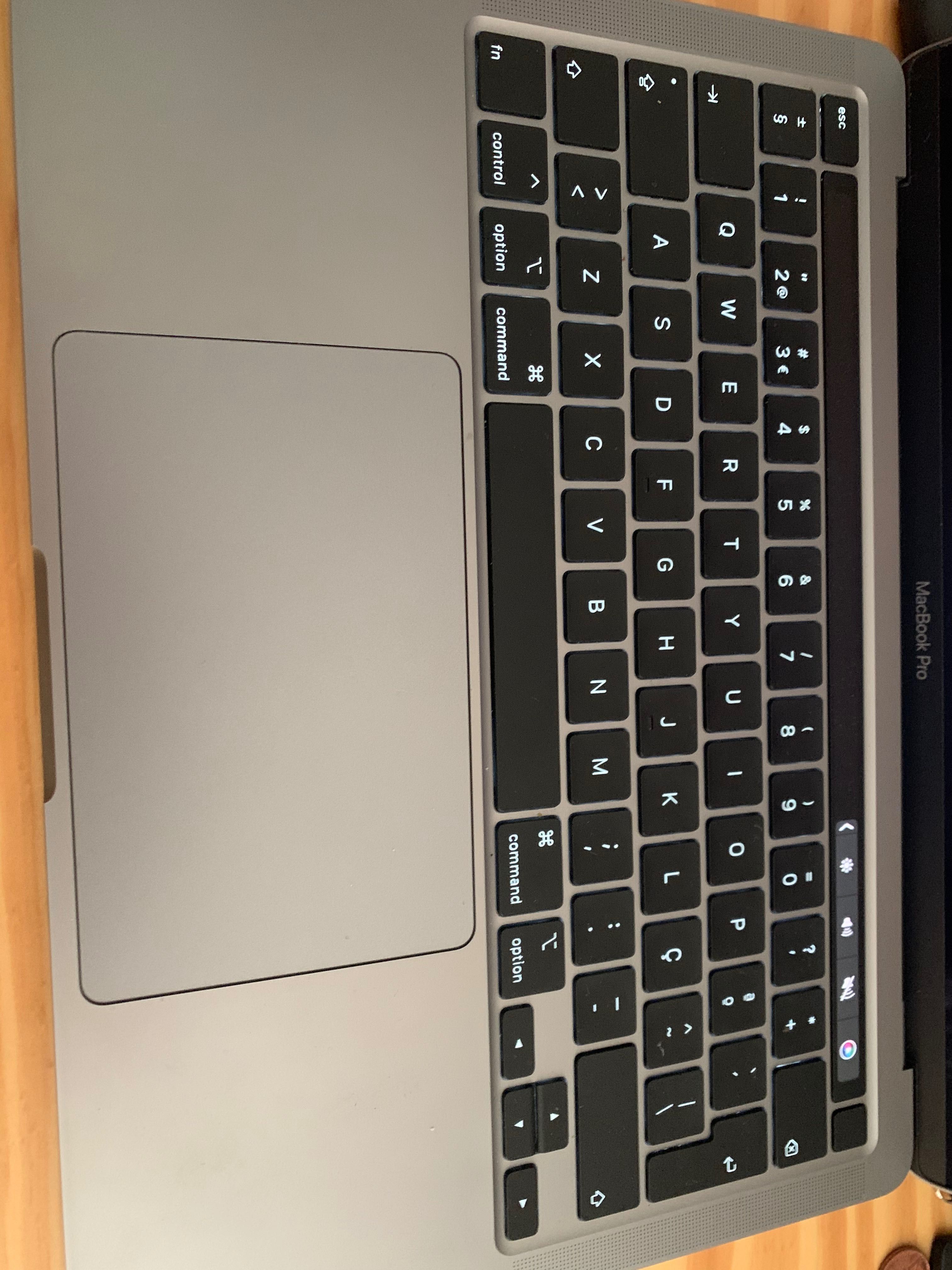 MacBook Pro APPLE Cinzento Sideral
