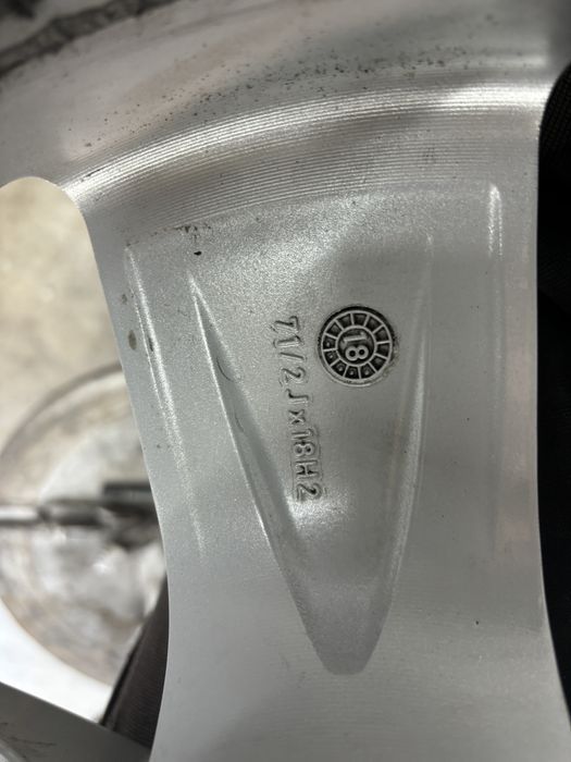 Felgi aluminiowe 5x112x18 7.5J ET52 MERCEDES, AUDI, VW itp