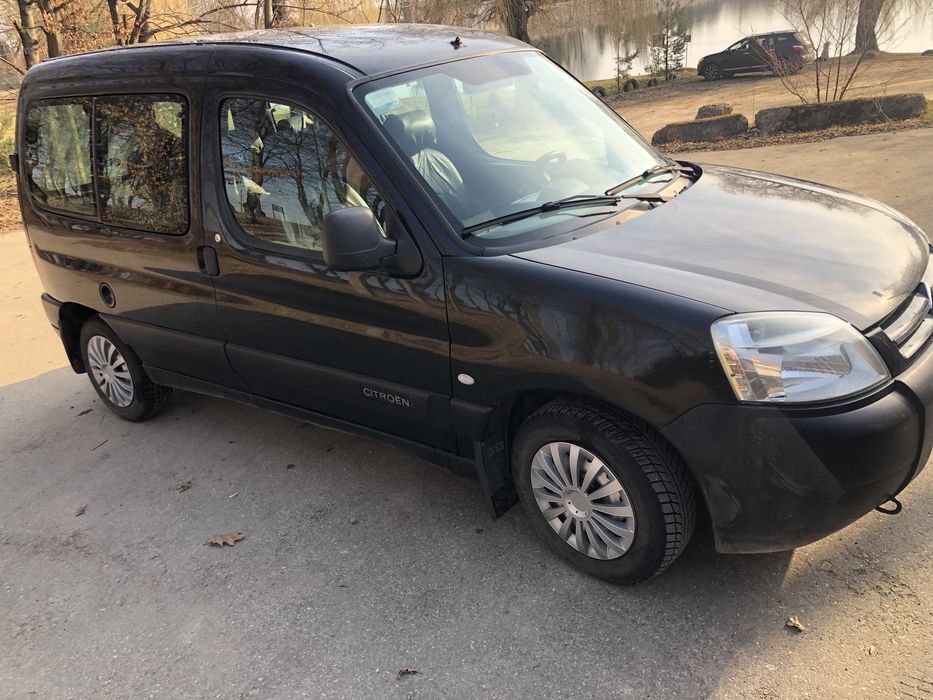 Продам авто Citroen Berlingo