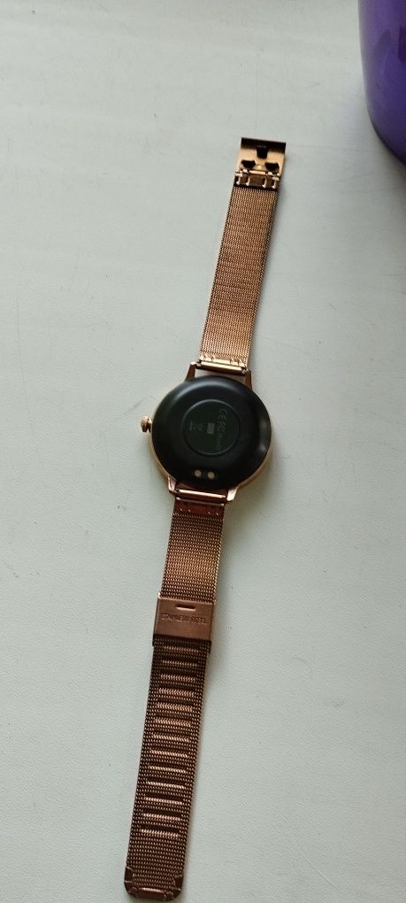 Продам смарт-часы Lemfo CF-80