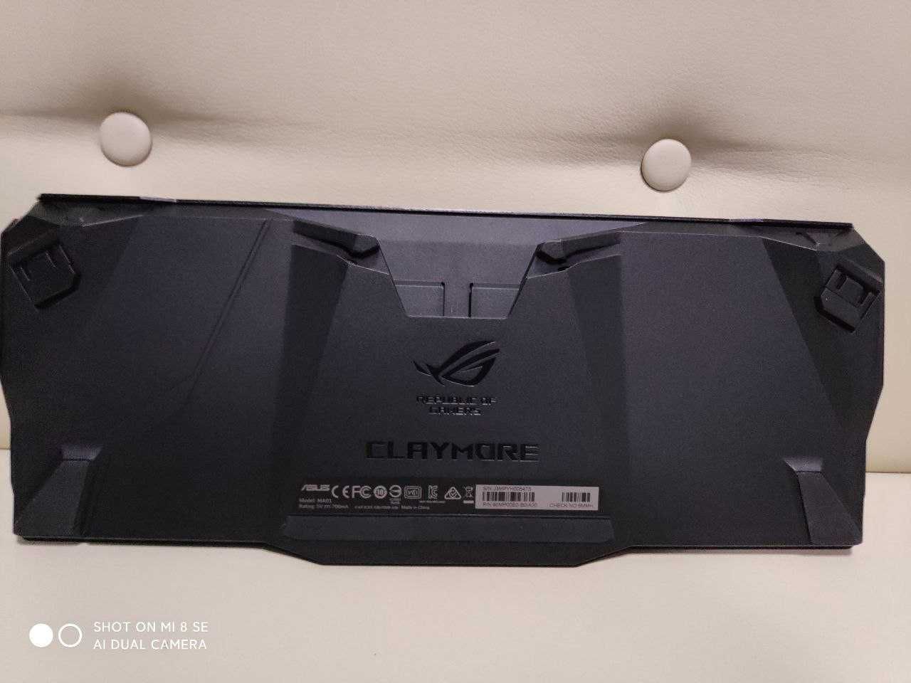 Клавіатура Asus Rog Claymore