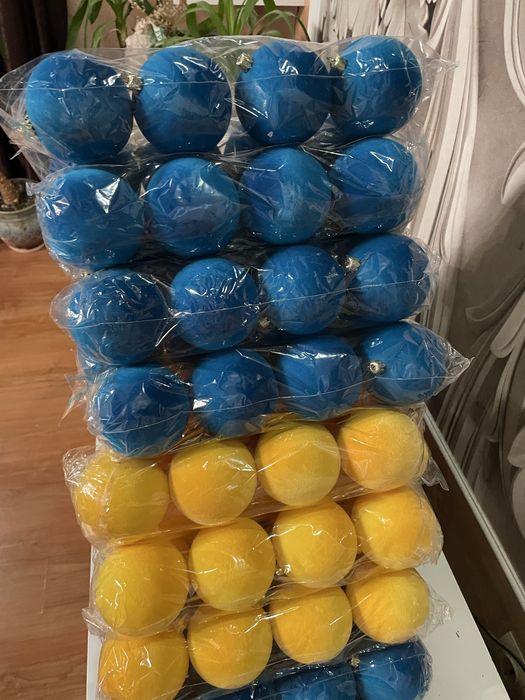 Новорічні кульки , кулі на ялинку , новорічні іграшки