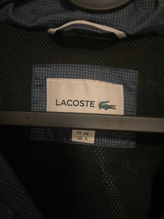 Granatowa kurtka Lacoste rozmiar S