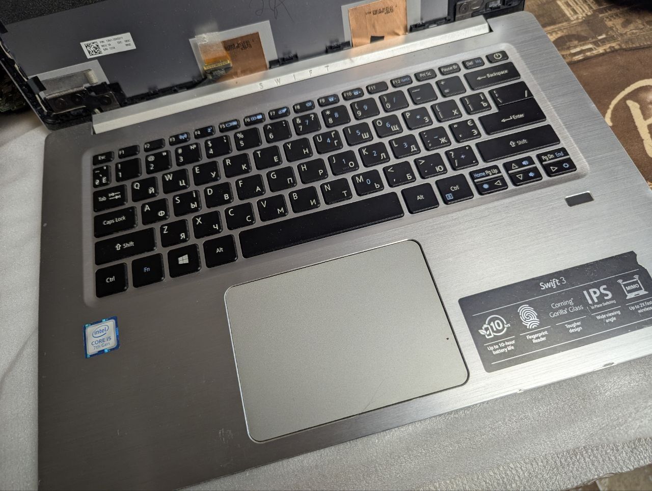 Acer SR314-52-59VR  Acer Swift 3.