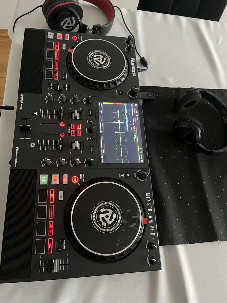 Numark Mixstream Pro +