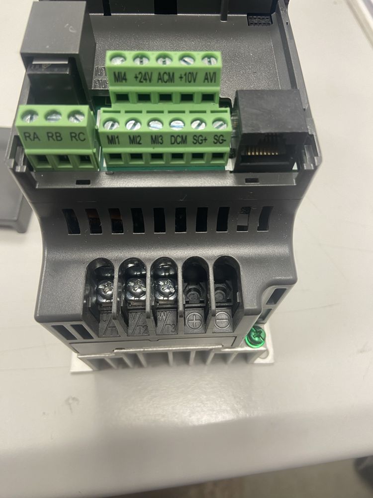 Variador monofasico 0,75 Kw *NOVO*