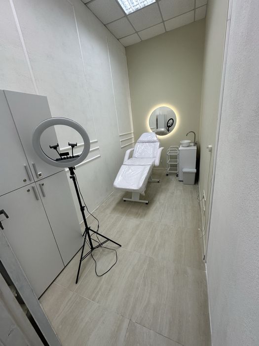 Аренда кабинета косметолога на месяц с ВОДОЙ