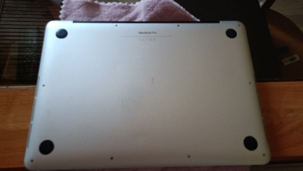 Laptop MacBook Pro A1502 ładny stan