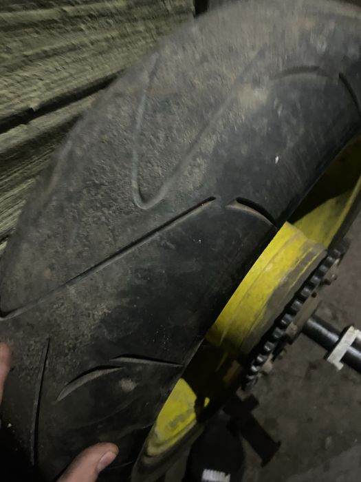 YAMAHA YZF 750 R. Колеса