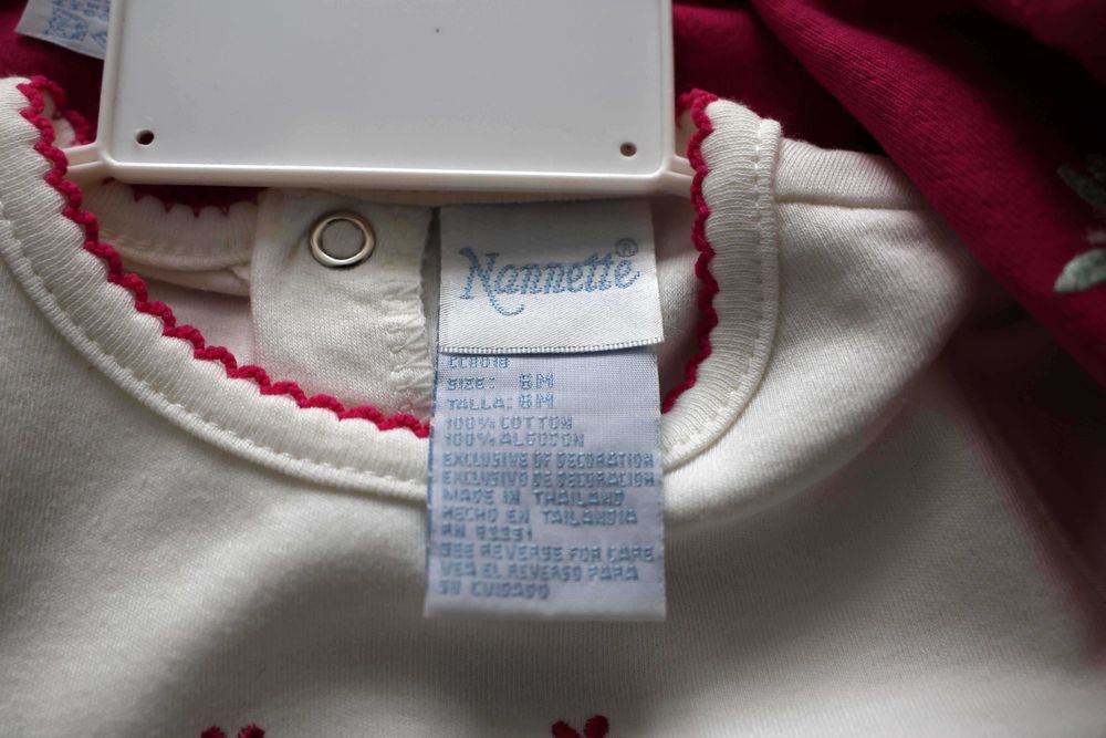 Комплект для девочки (человечки и кофточка) "Nannette"