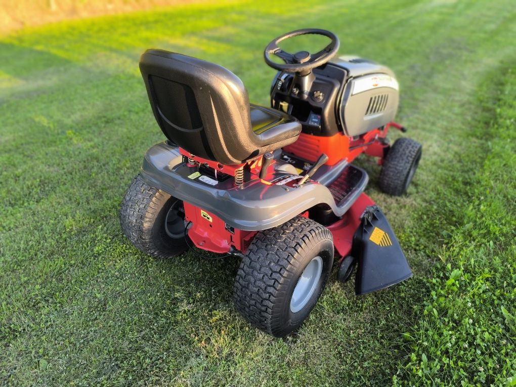 Traktorek kosiarka BESTGREEN PRO MTD Briggs Stratton 15.5km