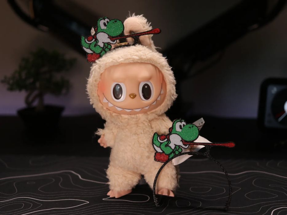 Tiara Yoshi para Boneca Pop Mart