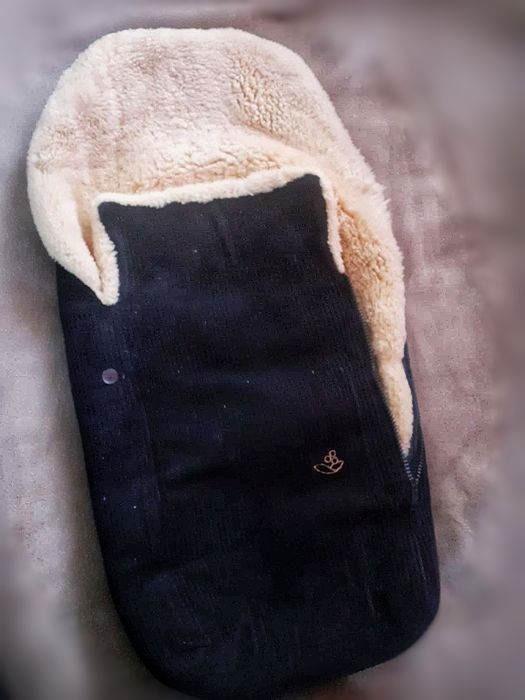 Wełniany śpiworek do wózka