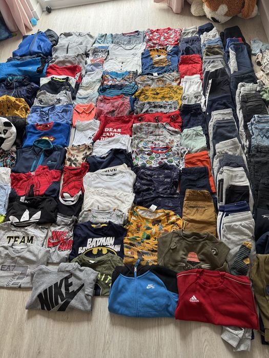 Mega paka ponad 100 ubran r110