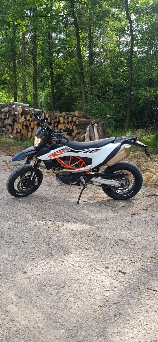 Ktm 690 smc  R  2020r